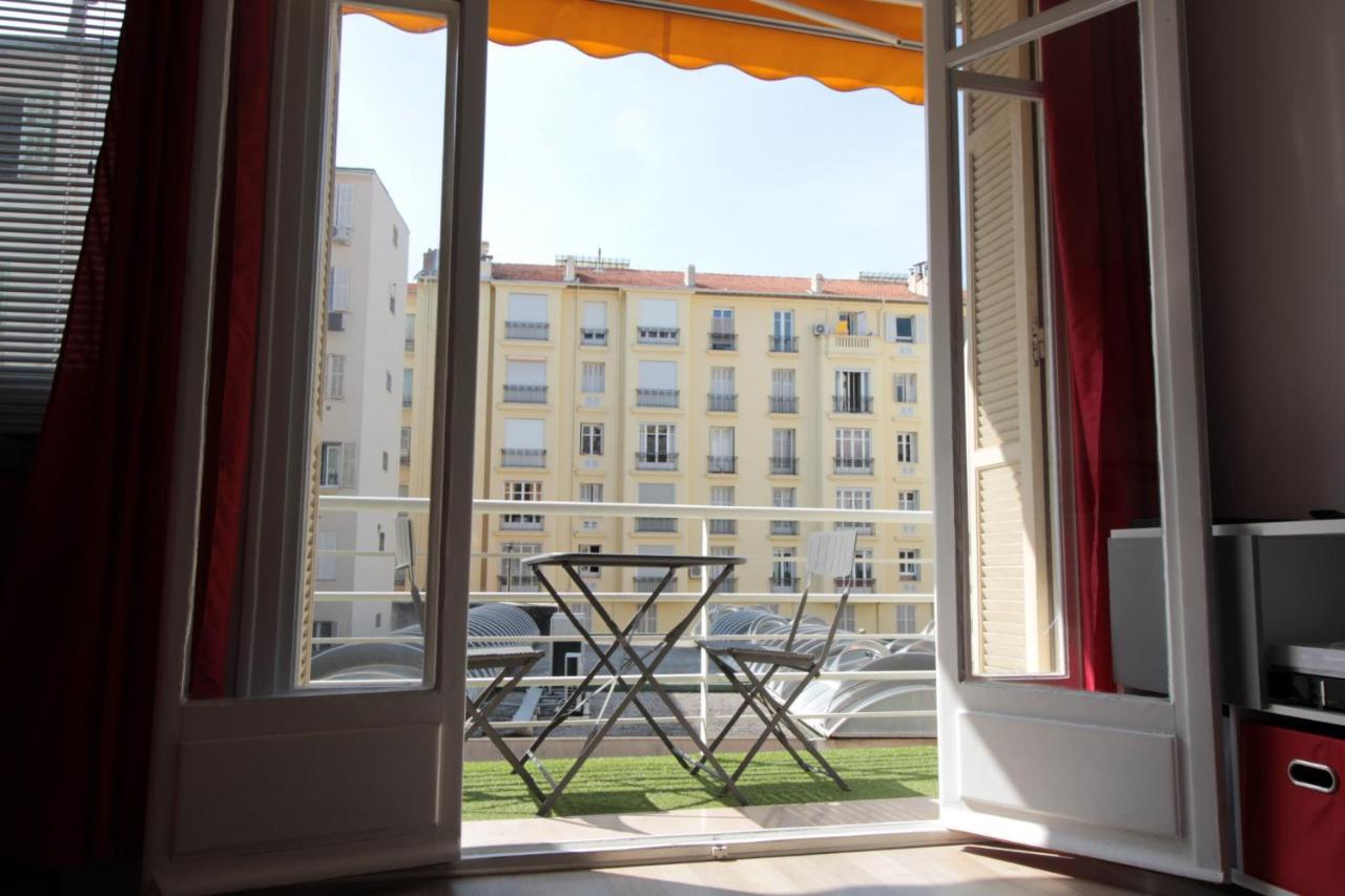 Red Buffa Apartment Nice